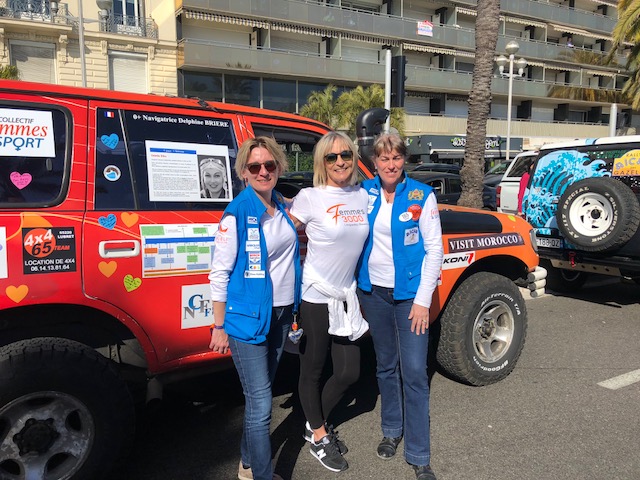 Femmes 3000 au départ du Rallye Aïcha des Gazelles