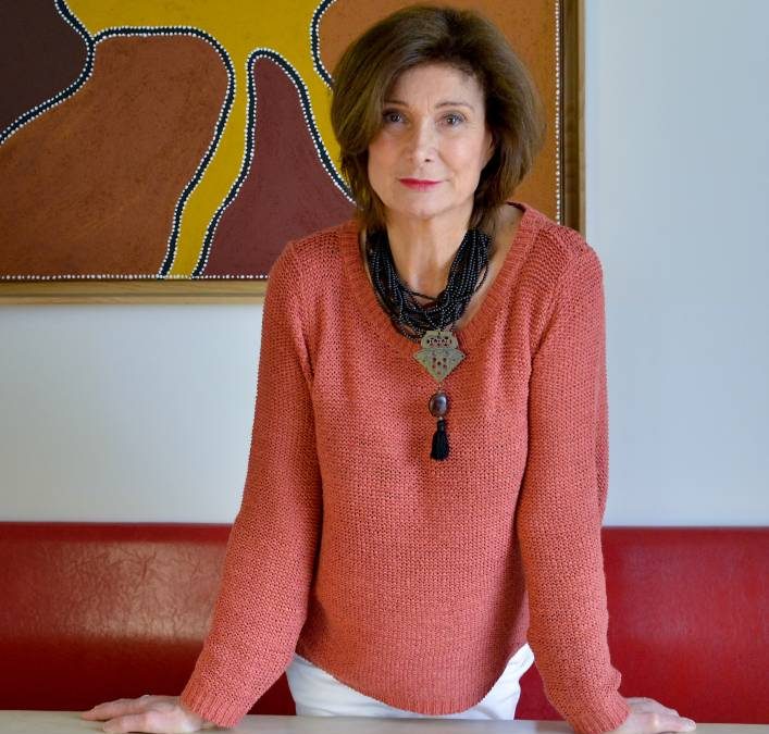 Dominique de Saint Pern est notre invitée du mardi 5 avril au Café de Flore