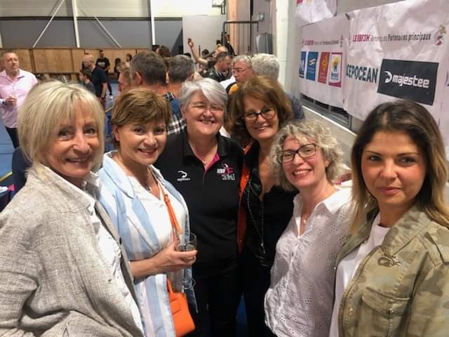 Info Commission – Le 13 mai : La délégation Languedoc Roussillon, fidèle supportrice du handball féminin !
